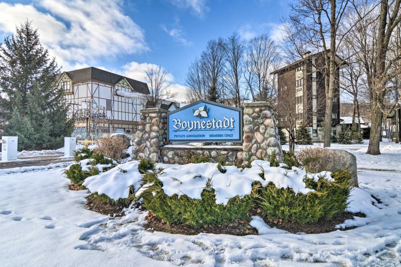 Ski-Inandski-Out Boyne Mountain Resort Rental! Boyne Falls Exterior foto
