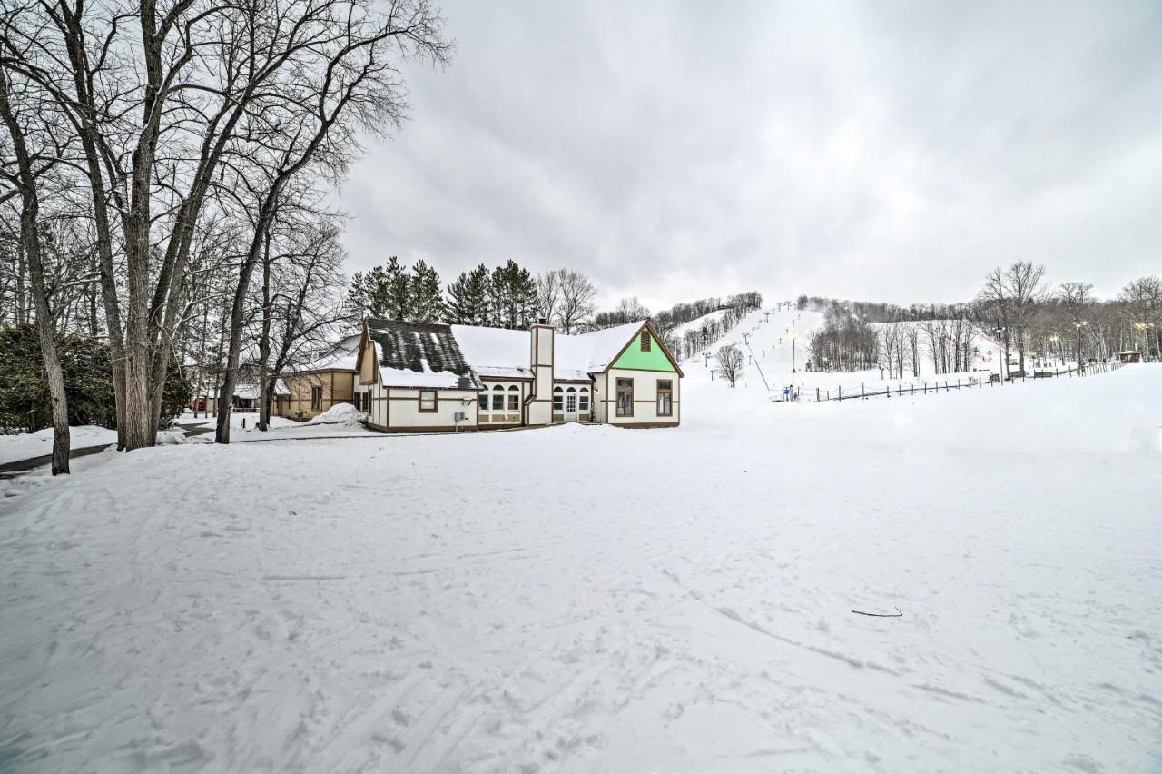 Ski-Inandski-Out Boyne Mountain Resort Rental! Boyne Falls Exterior foto